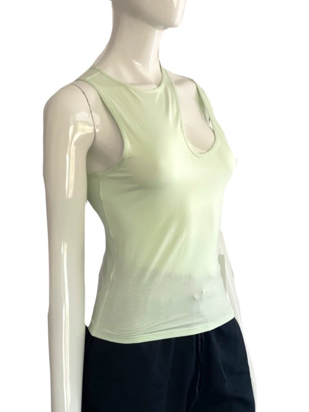 NEW***  Shoulder Cut-Out Yoga Tank